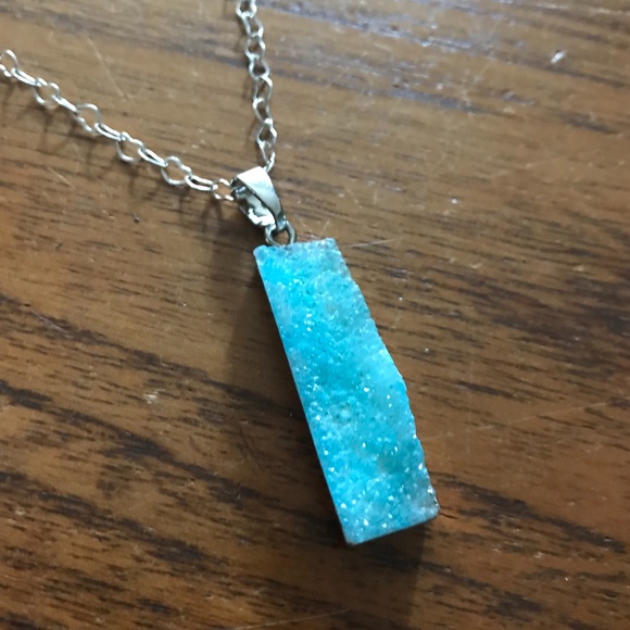 Aqua Coloured Stone Pendant Necklace - 18 inch length - Picture 11 of 11